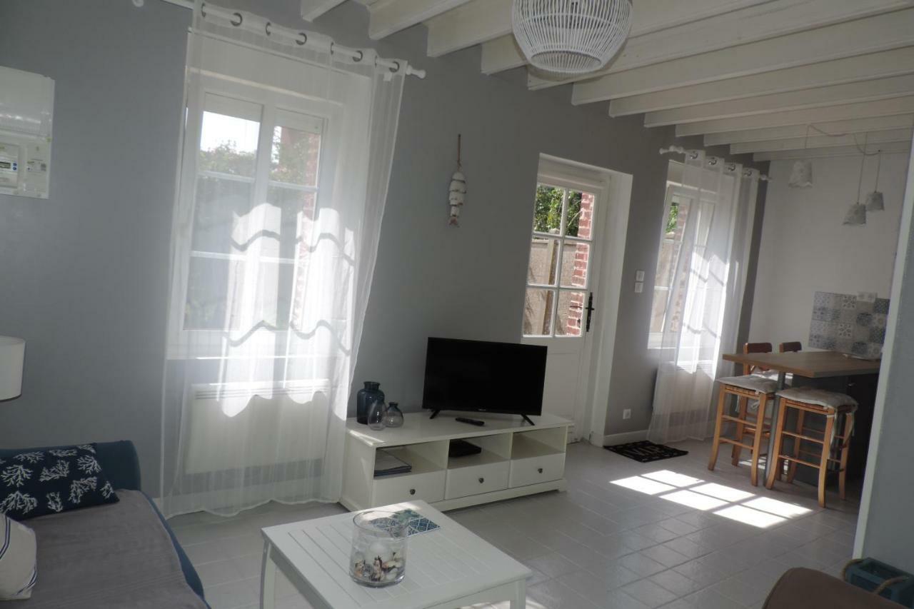 Belval Cottages Benouville  Buitenkant foto